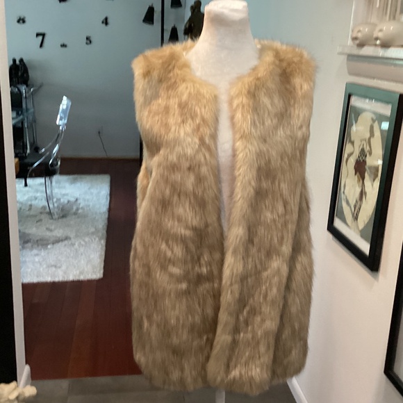Universal Thread Faux Fur Open Front  Lined Vest OSFM - Picture 1 of 8